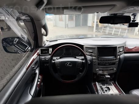 Lexus LX, 2013 — photo 8