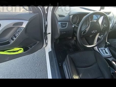Hyundai Avante, 2010 — photo 4