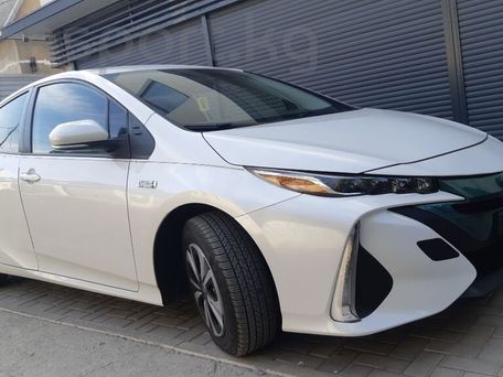 Toyota Prius, 2020 — фото 1