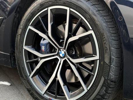 BMW 5 Series, 2021 — 照片 6