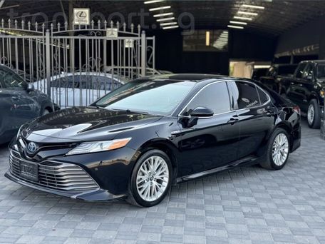 Toyota Camry, 2018