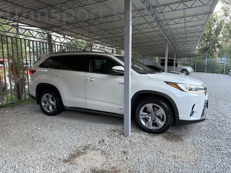 Toyota Highlander, 2019 — photo 2