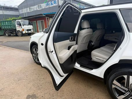 Kia Sorento, 2023 — сүрөт 9