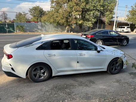 Kia K5, 2021 — сүрөт 1