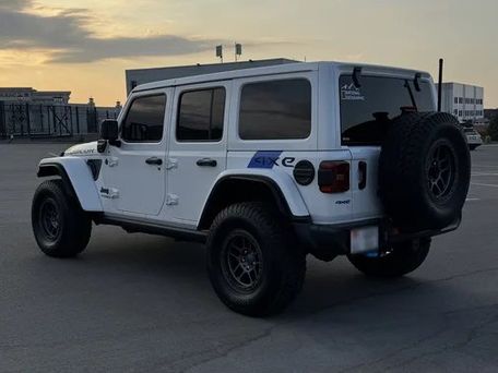 Jeep Wrangler, 2022 — фото 4