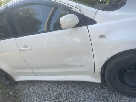 Toyota Ist, 2002 — 照片 5