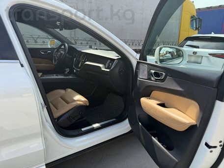 Volvo XC60, 2018 — фото 7
