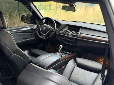 BMW X5, 2012 — photo 9