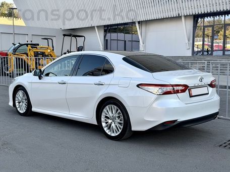 Toyota Camry, 2018 — 照片 6