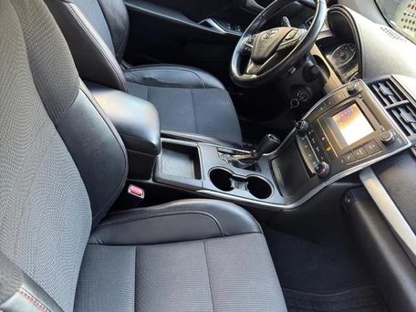 Toyota Camry, 2017 — 照片 2