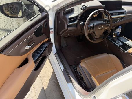 Lexus ES, 2021 — photo 5