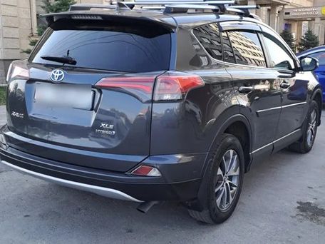 Toyota RAV4, 2018 — 照片 2