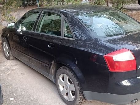 Audi A4, 2001 — 照片 3