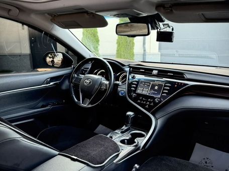 Toyota Camry, 2018 — 照片 7