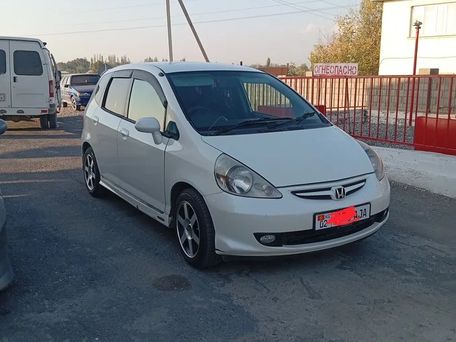 Honda Fit, 2003 — photo 2