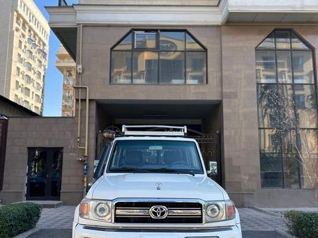 Toyota Land Cruiser, 2014 — 照片 1