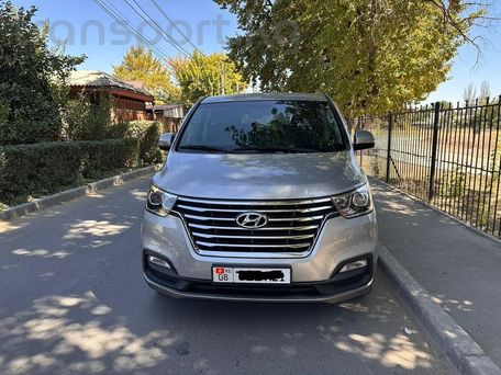 Hyundai H-1, 2019 — photo 2