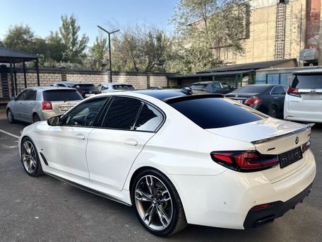 BMW 5 серии, 2022 — photo 4