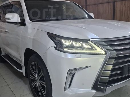 Lexus LX, 2021