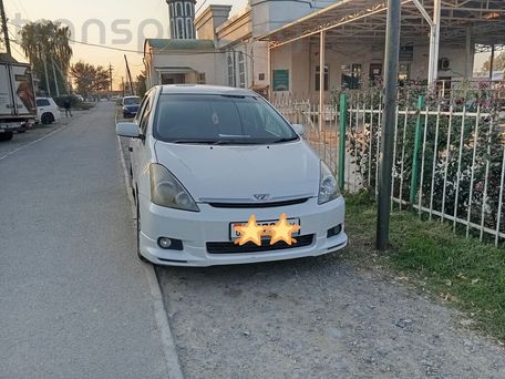 Toyota Wish, 2003 — photo 1