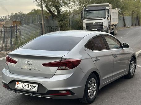 Hyundai Avante, 2019 — photo 8
