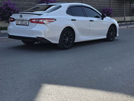 Toyota Camry, 2017 — photo 6
