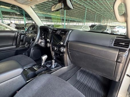Toyota 4Runner, 2020 — сүрөт 11