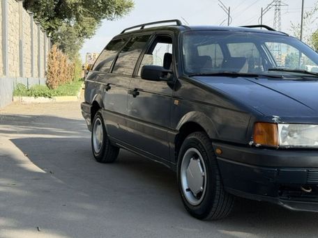 Volkswagen Passat, 1992 — 照片 1