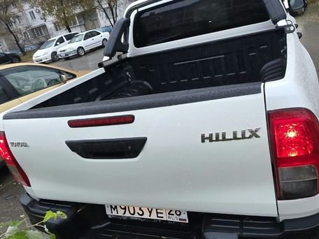 Toyota Hilux, 2019 — сүрөт 2