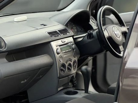 Mazda Demio, 2006 — фото 8