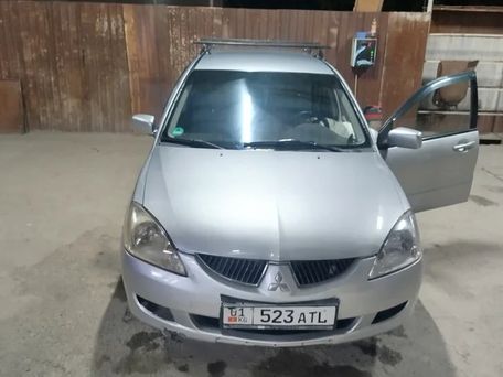 Mitsubishi Lancer, 2003 — 照片 1