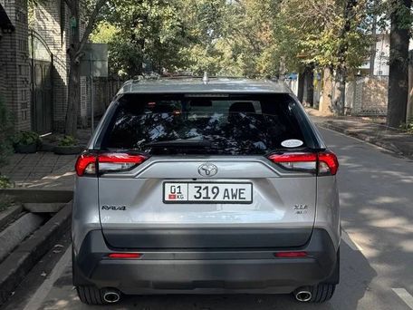 Toyota RAV4, 2024 — photo 3