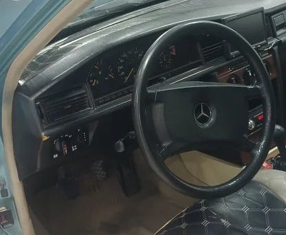 Mercedes-Benz 190 (W201), 1991 — сүрөт 6