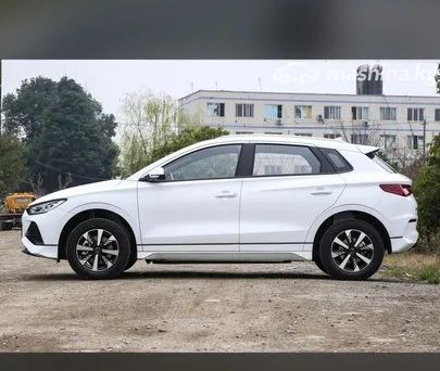 BYD E2, 2024 — 照片 1