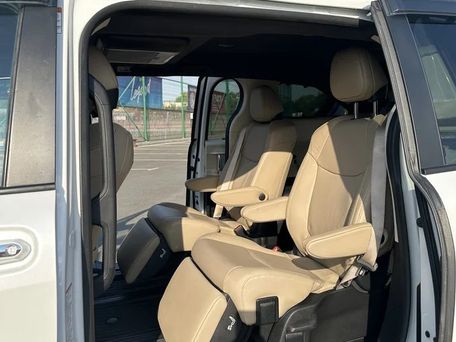 Toyota Sienna, 2022 — сүрөт 9