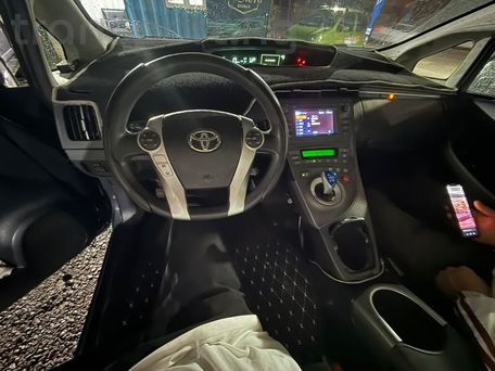 Toyota Prius, 2018 — фото 7