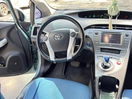 Toyota Prius, 2015 — photo 10