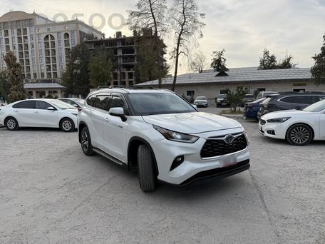 Toyota Highlander, 2022 — сүрөт 2