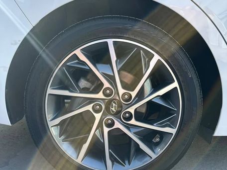 Hyundai Avante, 2019 — сүрөт 6