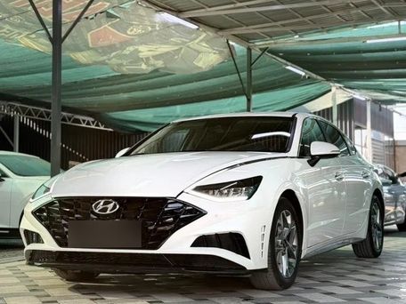 Hyundai Sonata, 2023 — фото 1