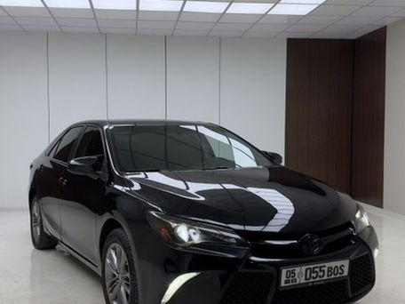 Toyota Camry, 2017 — photo 1