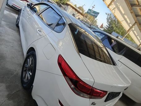 Kia K5, 2020 — photo 9