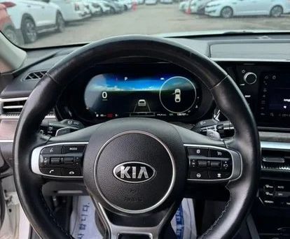 Kia K5, 2019 — photo 10