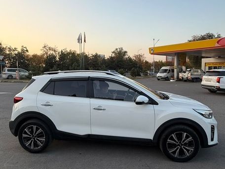 Kia Stonic, 2019 — photo 2