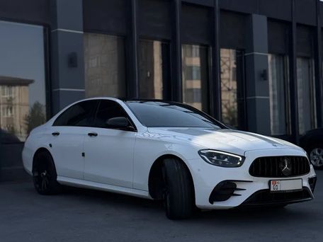 Mercedes-Benz E-Class, 2020 — photo 3