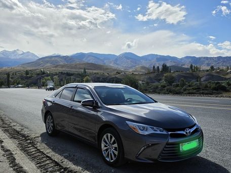 Toyota Camry, 2017 — фото 13