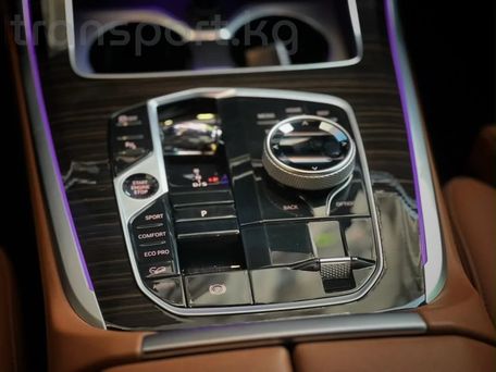 BMW X7, 2023 — photo 12