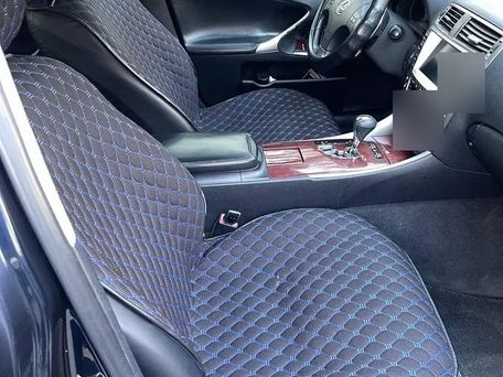 Lexus IS, 2005