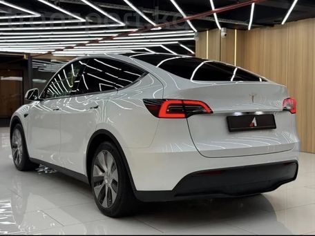 Tesla Model Y, 2023 — photo 3