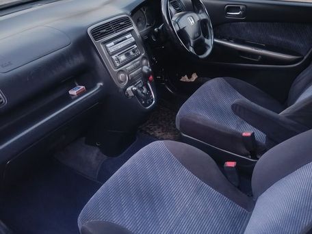Honda Stream, 2001 — photo 4